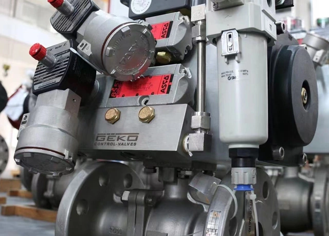 Características distintivas dos atuadores eletro-hidráulicos